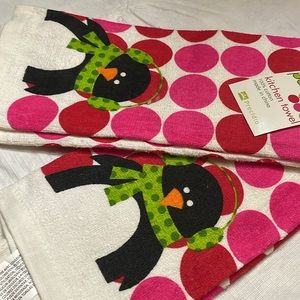 Polar Pals Kitchen Towel Penguin Polka Dots Set of 2